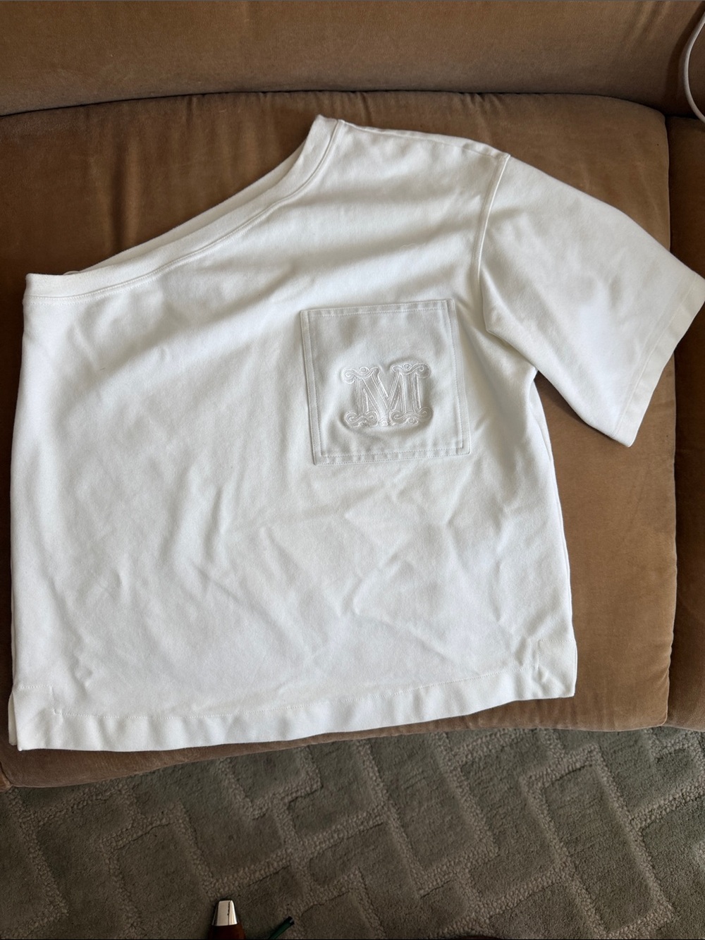 MAX MARA one shoulder Boxy Tee with logo Embroidered Monogram pocket